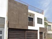 ¡BONITA CASA EN REMATE BANCARIO!