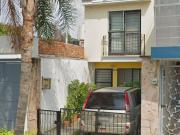 BONITA CASA EN REMATE EN HUENTITÁN A 15 MIN DEL...