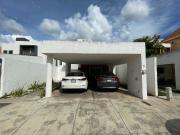 | Bonita casa, en renta. |