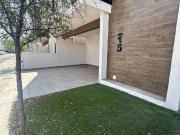 BONITA CASA EN RENTA AL NORTE