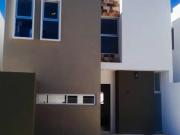 | Bonita casa en renta en fraccionamiento Las Américas |