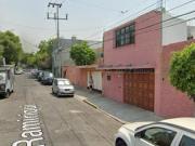 BONITA CASA EN RESDENCIAL ZACATENCO!