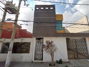 Bonita Casa En Una Excelente Ubicación cerca de escuelas...