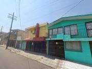 bonita casa en una exelente ubicacion cerca de escuelas...