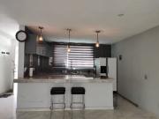 BONITA CASA EN VENTA A BUEN PRECIO EN LOMAS DE LOS ANGELES