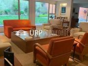 BONITA CASA EN VENTA, CALLE TRANQUILA