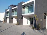 BONITA CASA EN VENTA cerca DE PLAZA SAN DIEGO 3 RECÁMARAS