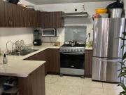 Bonita casa en venta dentro de coto zona Huentitan El Alto