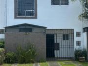 BONITA CASA EN VENTA EN FRACCIONAMIENTO BOSQUES DE...