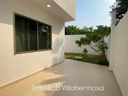 BONITA CASA EN VENTA EN PRIVADA EN LA LIMA PARRILLA EN...