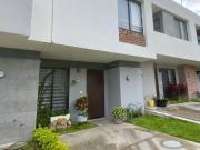 Bonita Casa en VENTA en Residencial Alva