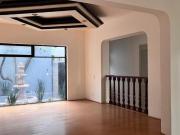 BONITA CASA EN VENTA – NARVARTE