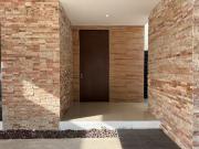 ?BONITA CASA EN VENTA/RENTA EN RESIDENCIAL AQUA!