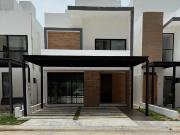 ?BONITA CASA EN VENTA/RENTA EN RESIDENCIAL AQUA!