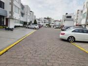 Bonita Casa excelente Ubicación con Vigilancia