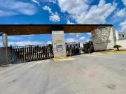 ¡ BONITA CASA FRENTE A ÁREA VERDE Y RECÁMARA EN PLANTA...