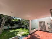 BONITA CASA MEJOR ZONA DE SAN ISIDRO