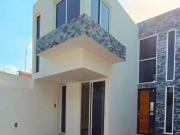 BONITA CASA NUEVA DE 3 REC EN ZONA CENTRICA PRIVADA DE 4...