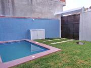 BONITA CASA NUEVA DE 5 REC CON BAÑO, ALBERCA Y JARDIN EN...