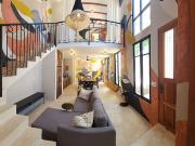 | Bonita casa tipo villa, totalmente amueblada en renta. |