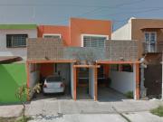 BONITA CASA UBICADA EN COLONIA FRANCISCO VILLA COLIMA