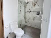 BONITA CASA UN NIVEL EN VENTA EN CLUB RESIDENCIAL...