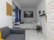 Bonita habitación en alquiler en apartamento de 5...