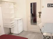 Bonita habitación en alquiler en Barcelona