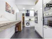 Bonita habitación en alquiler en piso de 13 habitaciones...