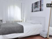 Bonita habitación en el apartamento, Sarrià Sant...