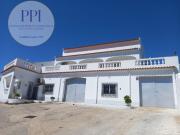 Bonita moradia T4 em condição impecável