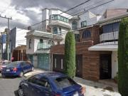 BONITA PROPIEDAD EN UNA EXELENTE UBICACION CERCA DE...