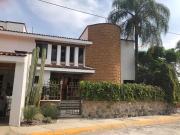 Bonita Residencia de Estilo Colonial Mexicano en Cuernavaca!