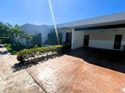 Bonita Residencia de una Planta con Paneles Solares en...