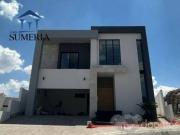 Bonita residencia inteligente en exclusivo fraccionamiento