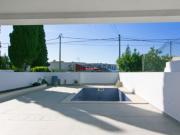 Bonita Villa com piscina e enormes terraços