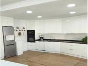 BONITA VILLA INDEPENDIENTE CON PISCINA ASCENSOR Y GARAJE...