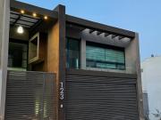 BONITA Y AMPLIA CASA CON ALBERCA CUMBRES ELITE $ 8.599.000