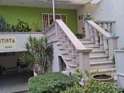 BONITA Y AMPLIA RESIDENCIA A ESPALDAS DE PLAZA GEA Y...