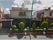 BONITA Y ESPACIOSA CASA DE REMATE EN EXCELENTE UBICACION...