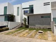 Bonita/Espaciosa Residencia, Bosque Real Sta Anita