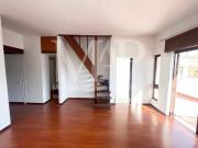 Bonito apartamento duplex T2 e escritorio, sem mobilar,...