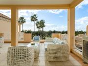 Bonito apartamento num condomínio fechado em Vilamoura...