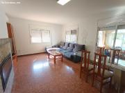 Bonito chalet con piscina, cocina de verano y jardín...