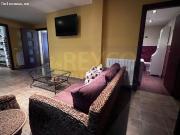 Bonito Chalet con txoco y piscina privada en Rodezno