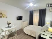 Bonito estudio en alquiler en Moncloa, Madrid