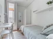 Bonito Habitación en Calle de la Redondilla