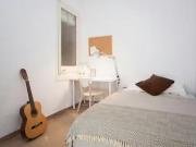 Bonito Habitación en Carrer de Còrsega, Dreta de...