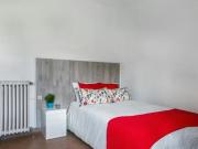 Bonito Habitación en Carrer de València, El Camp de...