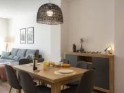 Acogedor Piso de 3 habitaciones en Calle Turia 63, Puerta 4